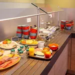 Aachen-hbf Otel *