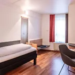 Otel Aachen-hbf *