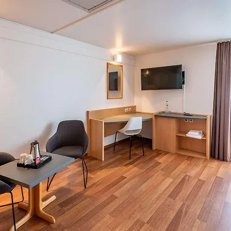 Aachen-hbf Hotel *