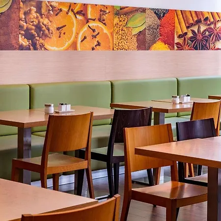 Aachen-hbf Отель