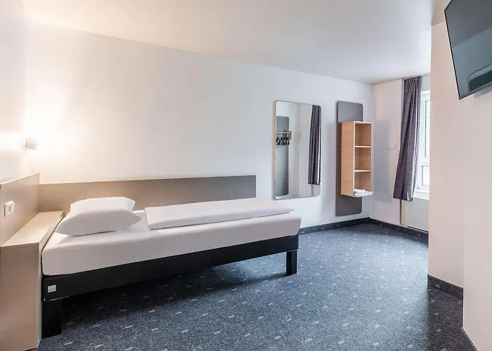 Aachen-hbf * Aquisgrano